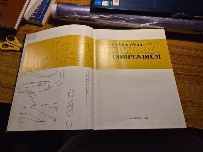 Vintage 1982 Do it Yourself Golden Homes Compendium Marshall Cavendish
