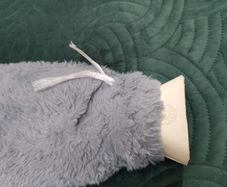 Hot water bottle. Long. Grey.