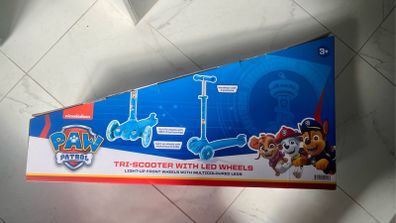 Paw patrol scooter, age 3+