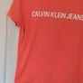 calvin klein tshirt size medium ptp 20" in excellent condition Image 5