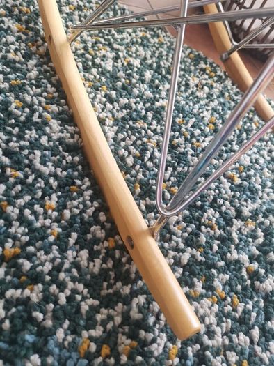 Replica eames kids chair