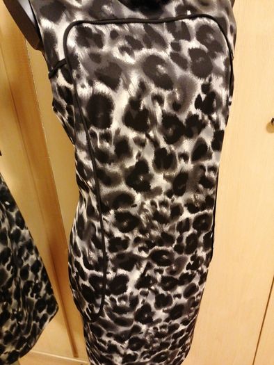 Women's Dress Gallery Size 16 Nwot