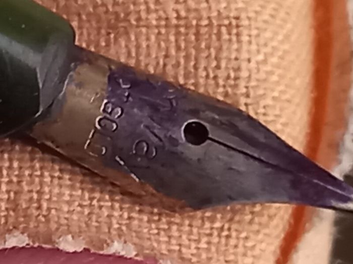 antique pen