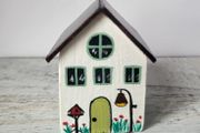 Handcrafted tiny wooden house !