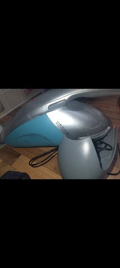 2 x fans 1 x handheld vacuum cleaner