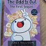Set of 3 Odd Ones Out books Image 2