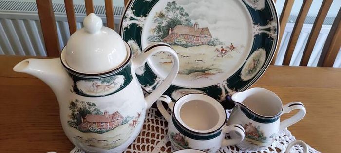 Arklow Keltcraft Noritake "Pursuit"Tea Set