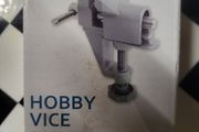 Small bench vice
