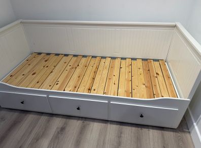 ikea day-bed hemnes