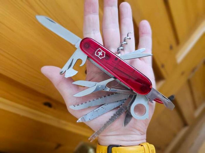 Vintage 1980s Victorinox Champion Discontinued Collectable Swiss Army Knife 91mm