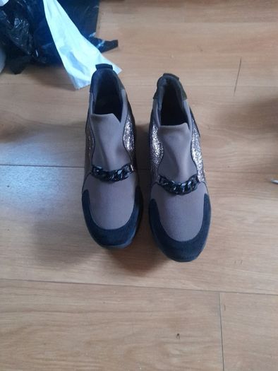 Comart women's dressy runners