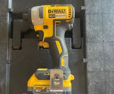 Dewalt DCF787 Impact Driver