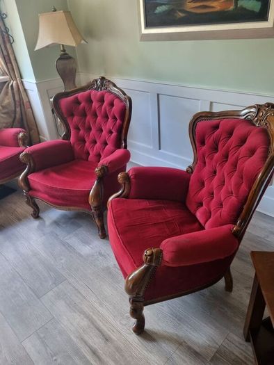 Queen Anne style armchairs and sofa