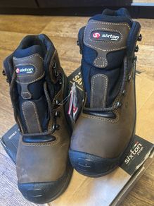 Sixton peak safety boots