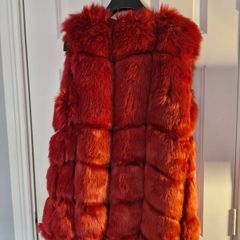 Fur gilet women -red.