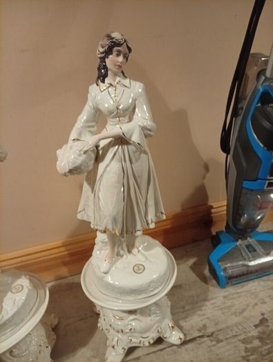 Capodimonte porcelain