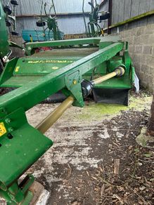 John Deere 1365 mower