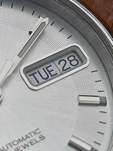 Watch Seiko 5 Automatic.