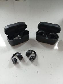 Phillips Clip On Earbuds