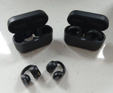 Phillips Clip On Earbuds
