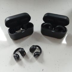 Phillips Clip On Earbuds
