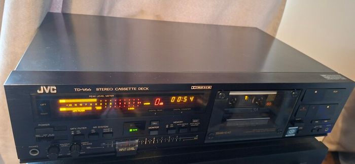 JVC TD-V66 3 Head Cassette Deck