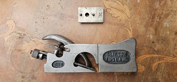 Clifton 3110 3-in-1 plane