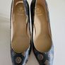 Guess Brown Logo-Print Court Shoes Brocr-Brown RRP 129e 6 UK & 7 UK NEW & BOXED perfect for Christmas party Image 8