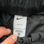 nike bottoms Image 2