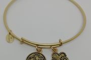 Chrysalis Aunt 14k Gold Plated Expandable Bangle New Without Tags CAN POST