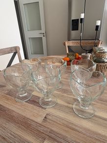 Glass cups
