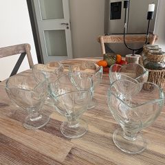 Glass cups