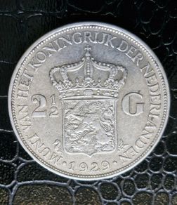 1929  Netherlands Silver  2 1/2 Gulden - Wilhelmina