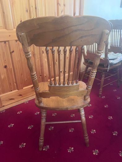 Oak dining chair set with carving embellishment