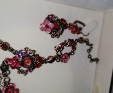 New Necklace & Earrings Set
