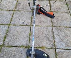 Kawasaki grass trimmer