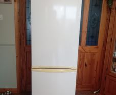 Fridge freezer