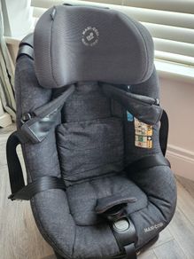 Maxi Cosi AxissFix Plus Swivel Car Seat