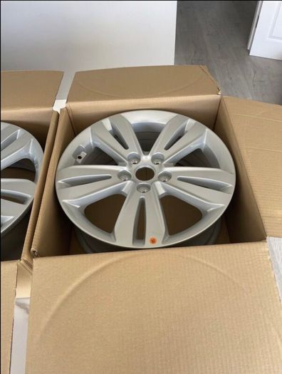 Brand New Kia Sportage Alloys 17