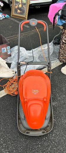 electric lawnmore