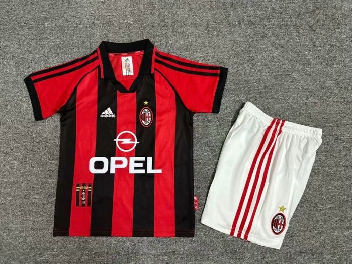 Retro football kits