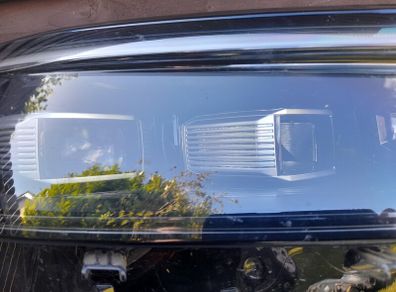 Vw Tayron II Drivers Side LED Adaptive Headlight