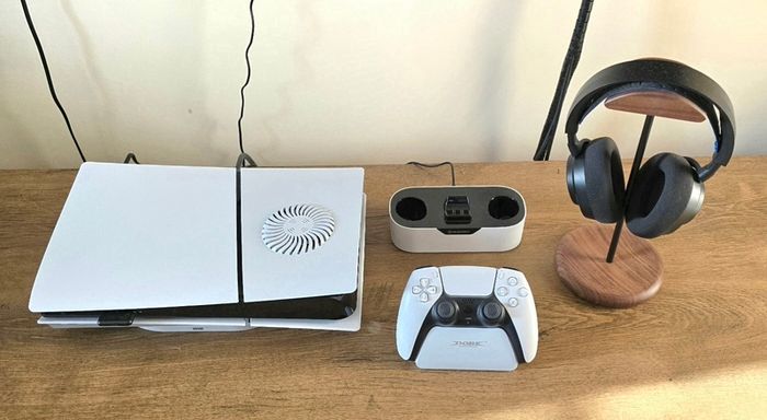 PS 5 slim Disc Edition Complete Gaming Bundle Mint Condition