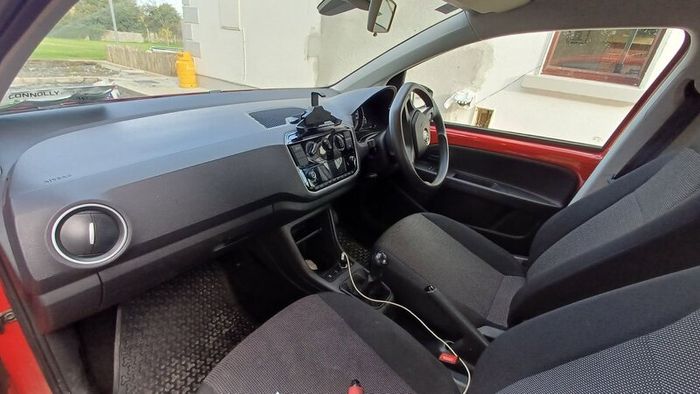 Volkswagen up! 2019