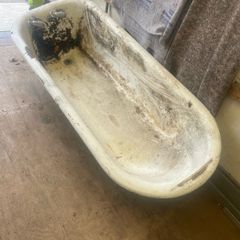 cast iron Bath