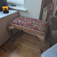 piano stool / dressing table stool