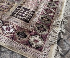 Rug 12x9ft in silk