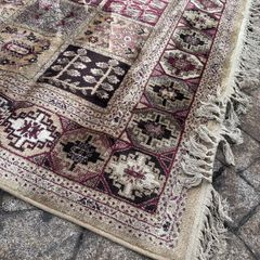 Rug 12x9ft in silk