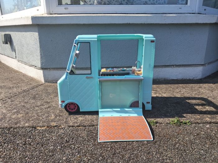 Our Generation Sweetstop Ice Cream Truck