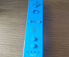 Wii motion plus blue controller